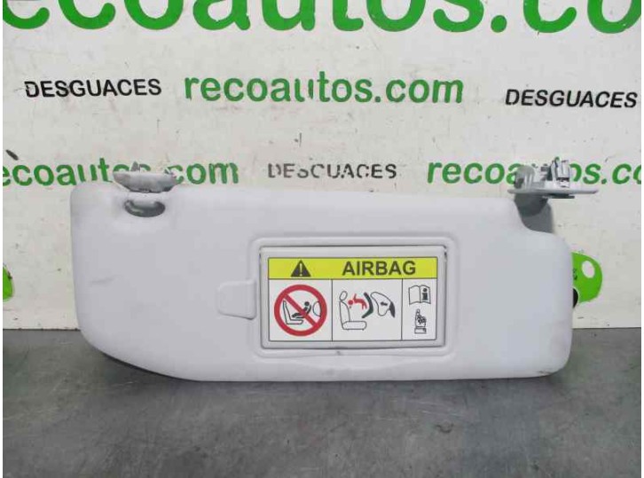 Recambio de parasol derecho para peugeot 208 style referencia OEM IAM   