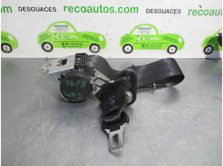 Recambio de cinturon seguridad trasero central para dacia sandero ii 1.5 dci diesel referencia OEM IAM 888506476R 5 PUERTAS