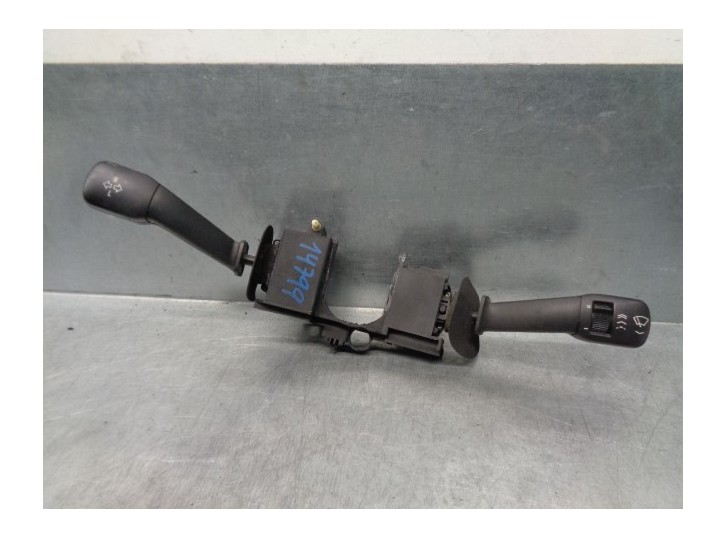 Recambio de mando intermitentes para bmw serie 7 (e38) 3.0 v8 cat referencia OEM IAM 8352014 8352013 