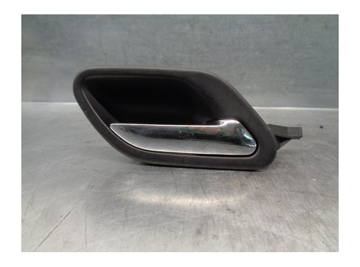 Recambio de maneta interior trasera derecha para bmw serie 7 (e38) 3.0 v8 cat referencia OEM IAM 51218226050 8125516 