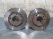 Replacement front brake disc for Citroën Xsara saloon 1.9 diesel OEM IAM reference 