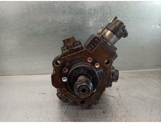 Recambio de bomba inyeccion para hyundai h 1 2.5 crdi cat referencia OEM IAM 331004A410 0445010118 BOSCH