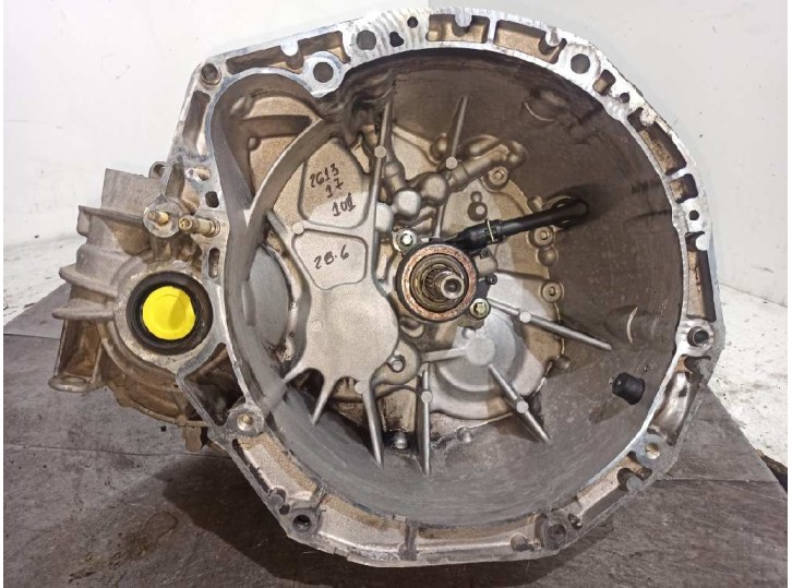 Recambio de caja cambios para nissan primera berlina (p12) 1.9 16v turbodiesel cat referencia OEM IAM ND0102 A024820 