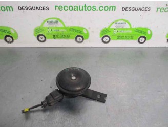 Replacement horn for Hyundai Santa Fe (BM) 2.2 CRDi CAT OEM IAM reference 966202B500 
