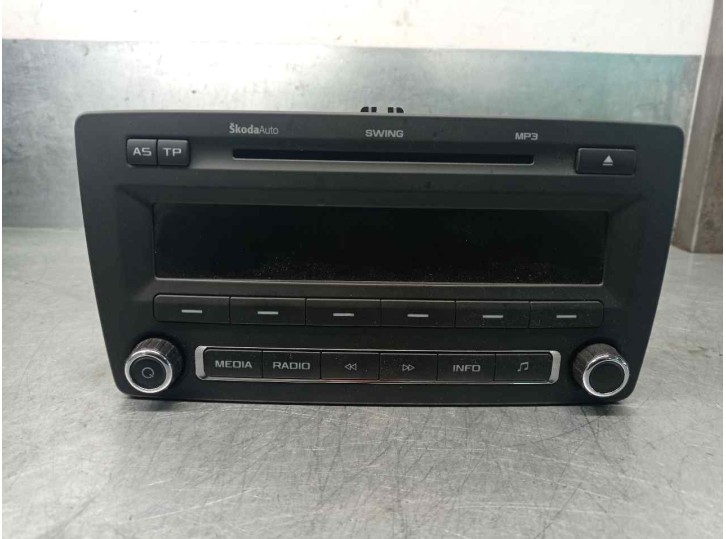 Recambio de sistema audio / radio cd para skoda octavia berlina (1z3) 2.0 tdi referencia OEM IAM 1Z0035161F  