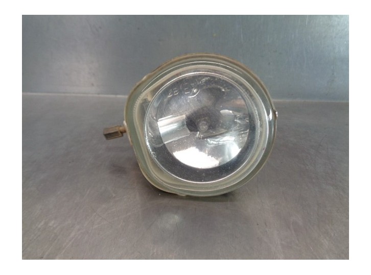 Recambio de faro antiniebla izquierdo para fiat bravo (182) 1.4 12v cat referencia OEM IAM 46823269 