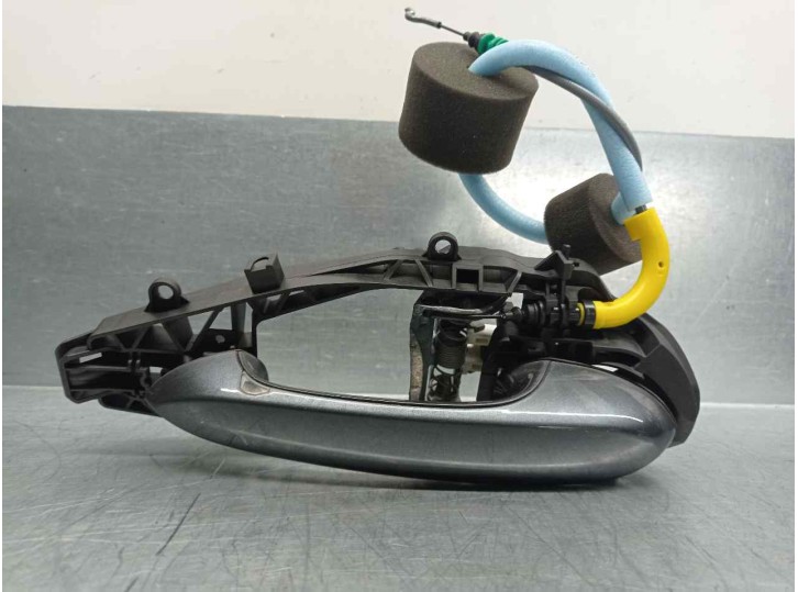 Recambio de maneta exterior delantera derecha para bmw serie 3 berlina (g20) referencia OEM IAM 9881778  4 PUERTAS