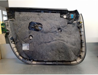 Recambio de guarnecido puerta delantera derecha para mercedes-benz clase c (w205) lim. 2.0 cgi cat referencia OEM IAM A205720541