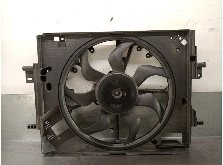 Replacement electric fan for Nissan Juke (F16_) DIG-T 117 OEM IAM reference 214810411R 214810411R FS2183 VALEO