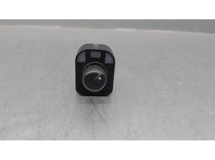 Recambio de mando retrovisor para seat exeo st (3r5)(2009>) sport referencia OEM IAM 8E0959565  