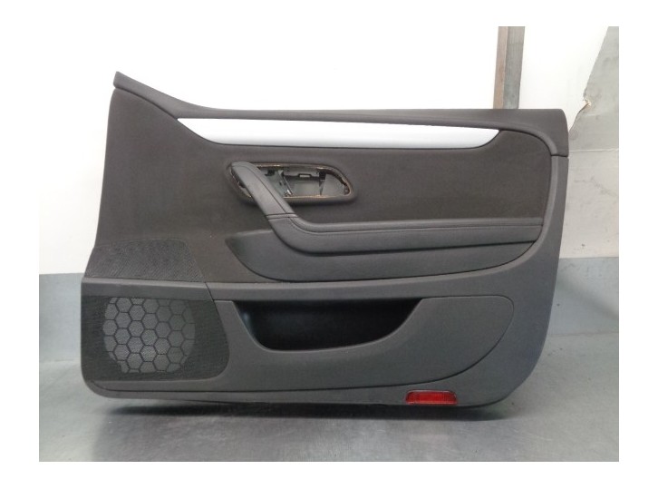 Recambio de guarnecido puerta delantera derecha para volkswagen cc (358) tdi referencia OEM IAM 3C8867012CD 3C8867012 4 PUERTAS