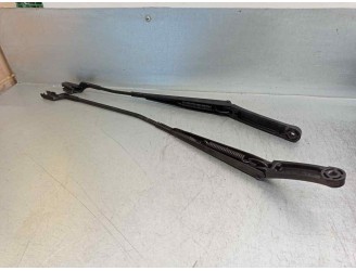 Recambio de brazo limpia delantero derecho para volkswagen cc (358) tdi referencia OEM IAM 3C8953409B 3C8955410B 