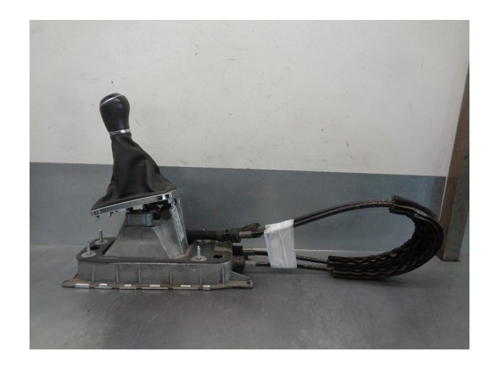 Recambio de palanca cambio para volkswagen cc (358) tdi referencia OEM IAM 3C0711049AL  