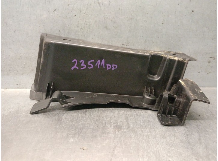 Recambio de molduras delanteras para volvo xc40 (536) recharge referencia OEM IAM 32414316 31651566 VOLVO