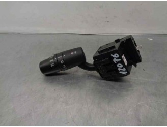 Recambio de mando luces para mazda 3 lim. () 2.0 cat referencia OEM IAM 17J686 