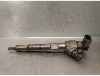 Replacement injector for Volkswagen Crafter 2.0 TDI OEM IAM reference 03L130277Q 0445110647 BOSCH