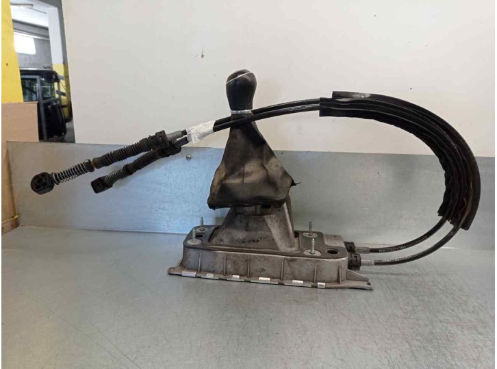 Recambio de palanca cambio para volkswagen cc (358) tdi referencia OEM IAM 1K0711061B  