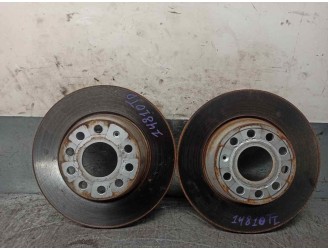 Recambio de disco freno trasero para volkswagen passat berlina (3c2) 2.0 tdi referencia OEM IAM 5Q0615601G  