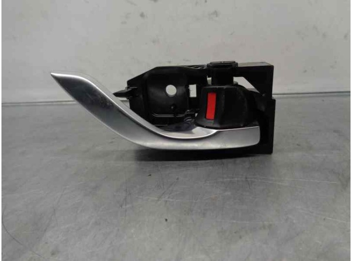 Replacement rear right interior door handle for Mazda 3 Lim. () 2.0 CAT OEM IAM reference T8314 