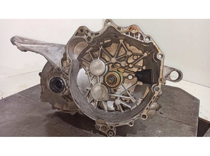 Replacement gearbox for Volvo V70 Estate 2.5 turbodiesel OEM IAM reference P3482013 T104251 3.57
