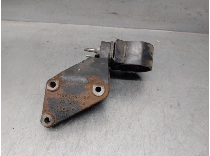 Replacement engine mount for Suzuki Swift Sedan (MZ) 1.3 16V CAT OEM IAM reference 1162062J00 