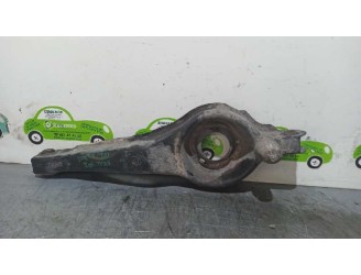 Recambio de brazo suspension inferior trasero derecho para mazda 3 berlina (bk) 1.6 cd diesel cat referencia OEM IAM BP4K28300D 