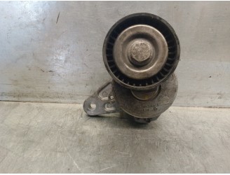 Replacement auxiliary belt tensioner for Volkswagen CC (358) TDI OEM IAM reference 04L903315A 04L903315A 