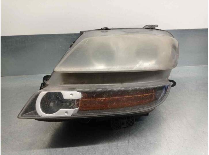 Replacement left headlight for Fiat Ulysse (179) 2.2 16V JTD CAT OEM IAM reference 1494324080 3 LENSES 5 DOORS