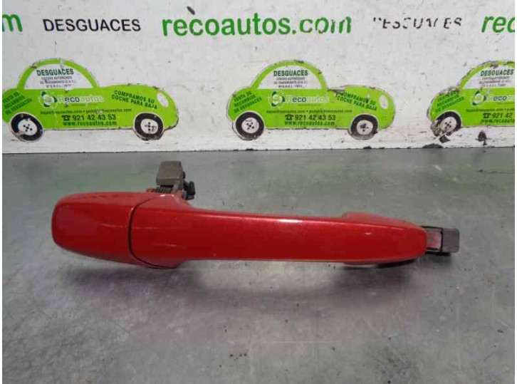 Recambio de maneta exterior delantera derecha para mazda 3 berlina (bk) 1.6 cd diesel cat referencia OEM IAM D35158330C02 