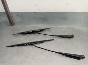 Recambio de brazo limpia delantero derecho para ford fiesta berlina (dx) 1.25 16v cat referencia OEM IAM   