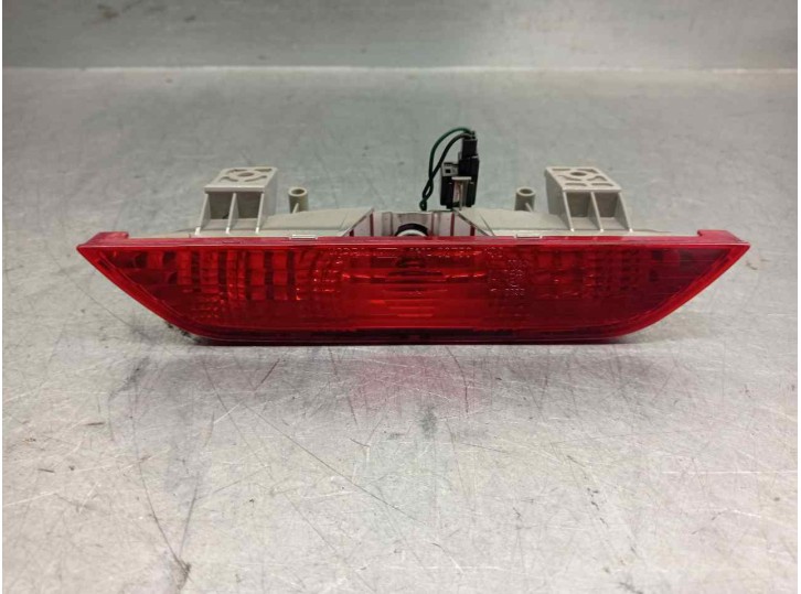 Recambio de luz central de freno para hyundai getz (tb) 1.1 12v cat referencia OEM IAM 927501C0 