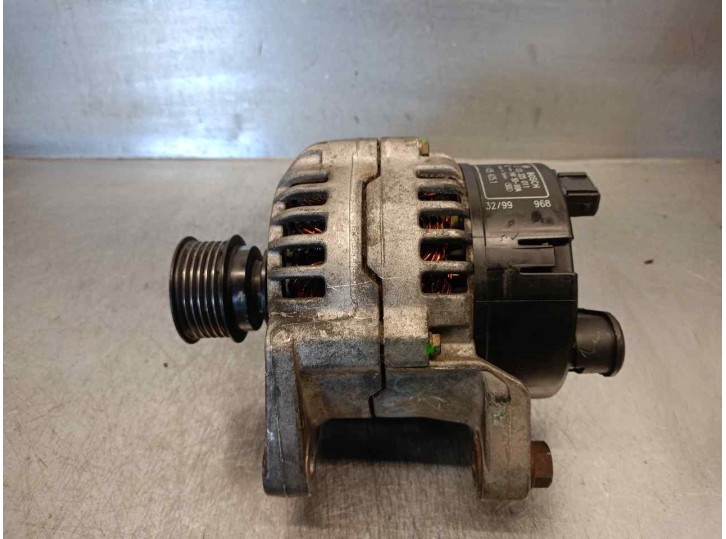 Replacement alternator for BMW 3 Series saloon (E46) 1.9 CAT OEM IAM reference 14354251 0123325011 BOSCH