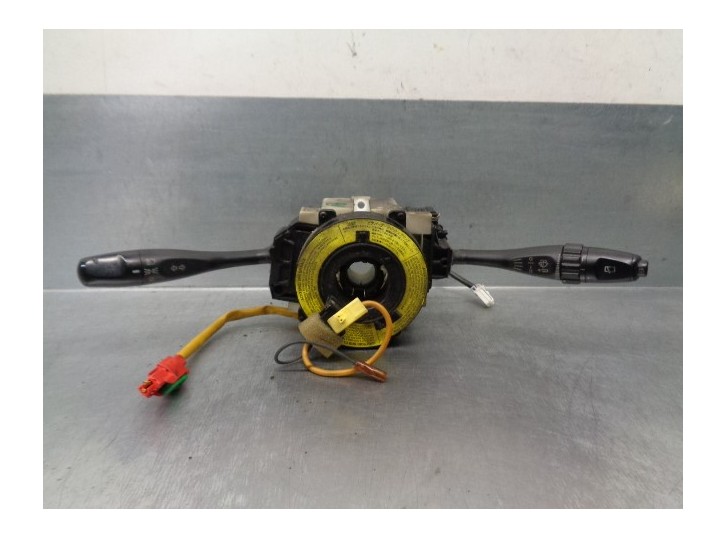 Replacement indicator stalk for Mitsubishi Carisma saloon 4 (DA0) 1.8 GDI cat OEM IAM reference MB953700 