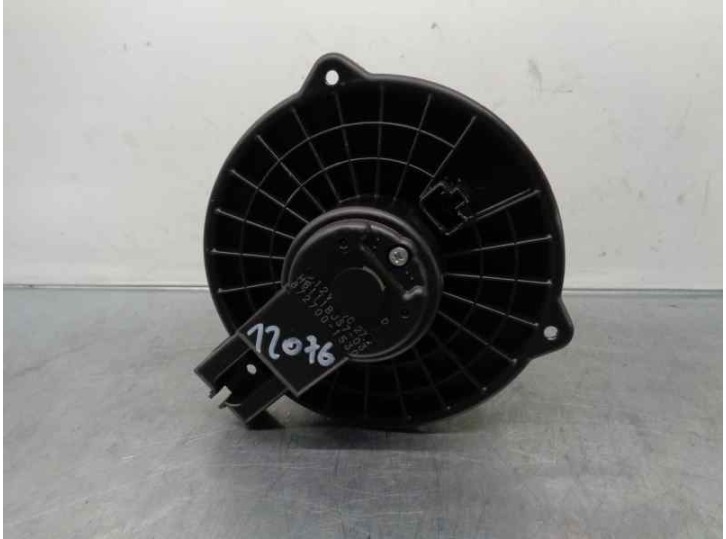Recambio de motor calefaccion para mazda 3 lim. () 2.0 cat referencia OEM IAM KD4561B10 
