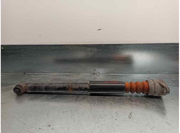 Replacement rear right shock absorber for Audi A6 Saloon (4F2) 2.7 V6 24V TDi OEM IAM reference 4F2513032H 
