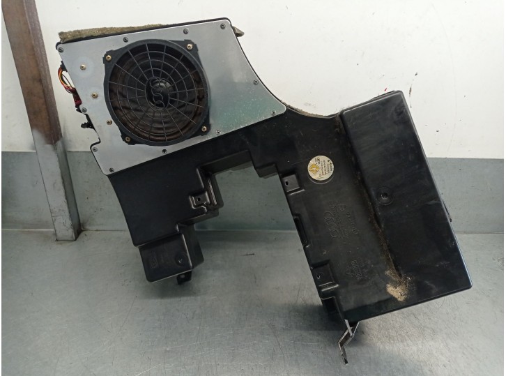 Recambio de altavoz/altavoces para audi a4 b5 avant (8d5) 1.9 tdi referencia OEM IAM 8D9035381C 4913410294