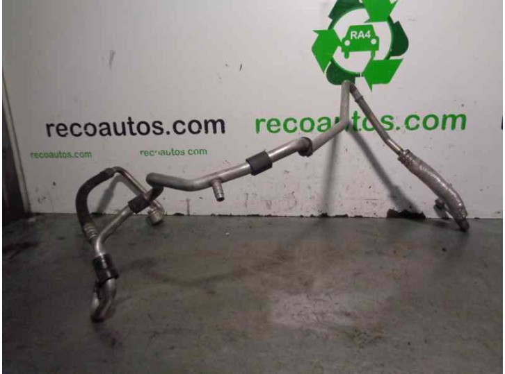 Replacement air conditioning pipes for Volkswagen Passat Saloon (3C2) 1.8 16V TSI OEM IAM reference 3C0820743BQ 