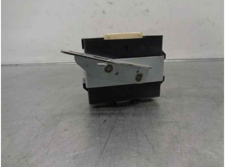 Recambio de modulo electronico para mazda 3 lim. () 2.0 cat referencia OEM IAM BSM167UU0A  