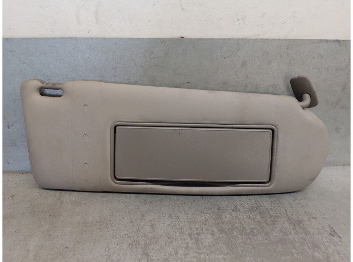 Recambio de parasol derecho para audi a6 berlina (c4) 2.6 v6 cat (abc) referencia OEM IAM 4A0857551B 