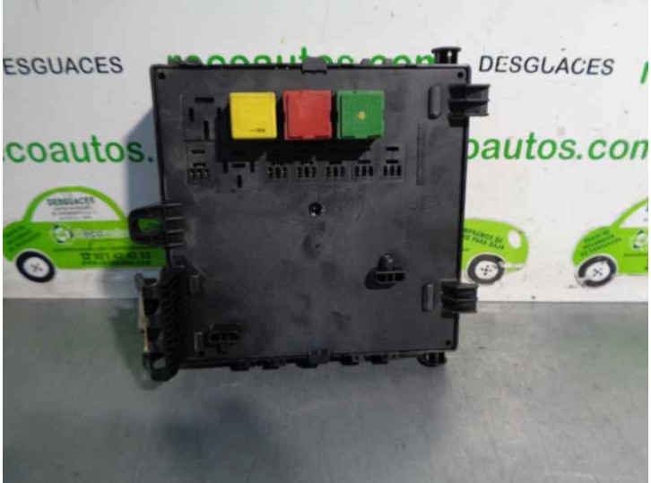 Recambio de caja reles / fusibles para opel vectra c berlina 2.2 16v cat (z 22 se) referencia OEM IAM 13125487 