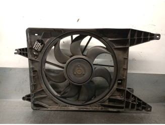 Recambio de electroventilador para dacia logan mcv 1.5 dci diesel cat referencia OEM IAM 8200765566B 8200765566 0130307107 BOSCH