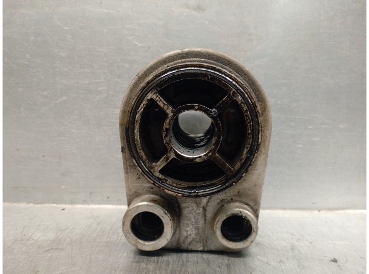 Recambio de enfriador aceite motor para renault megane iii coupe 1.5 dci diesel referencia OEM IAM 779744 8200923115 