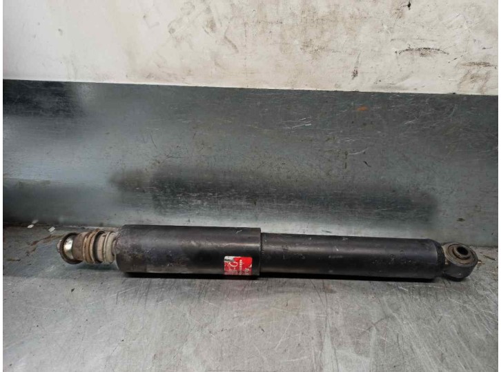 Recambio de amortiguador delantero derecho para hyundai h 100 2.5 diesel referencia OEM IAM 344285 KYB
