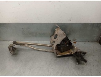 Replacement front wiper motor for Nissan Serena (C23M) 2.3 SLX diesel OEM IAM reference 9390332230 