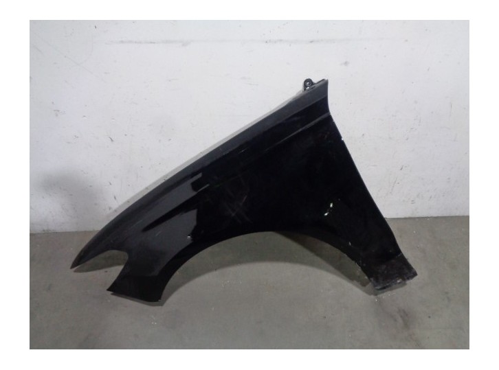 Recambio de aleta delantera izquierda para ford mondeo lim. referencia OEM IAM 2167043 NEGRA 