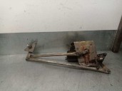 Replacement front wiper motor for Nissan Serena (C23M) 2.3 SLX diesel OEM IAM reference 9390332230 