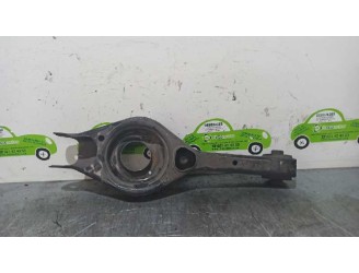 Recambio de brazo suspension inferior trasero izquierdo para kia sportage 1.7 crdi cat referencia OEM IAM 552102Y000  