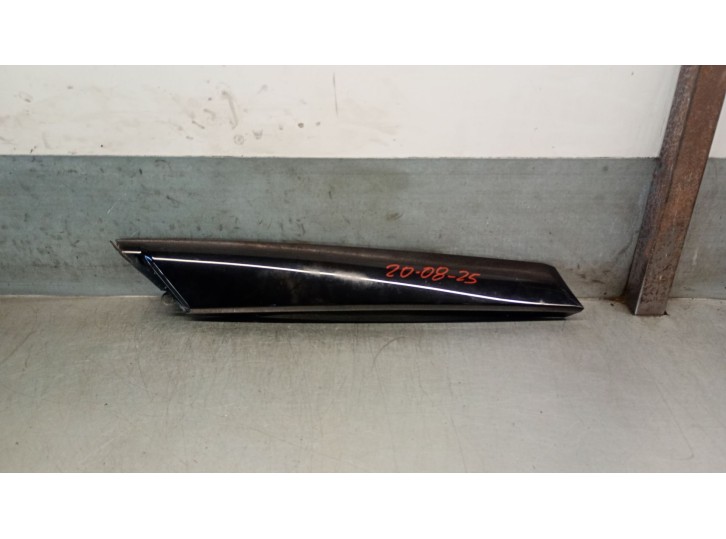 Recambio de molduras delanteras para mini mini countryman (f60) cooper referencia OEM IAM 51137329049 51137329049 