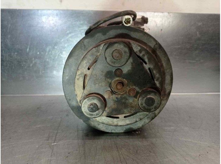 Recambio de compresor aire acondicionado para hyundai h 100 2.5 diesel referencia OEM IAM 9765143051 