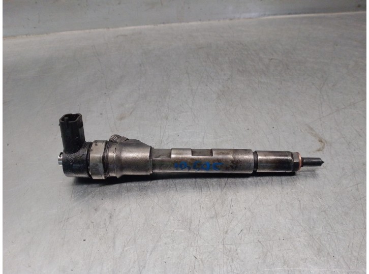 Recambio de inyector para chrysler voyager (rg) 2.5 crd cat referencia OEM IAM 0445110059 0445110059 BOSCH